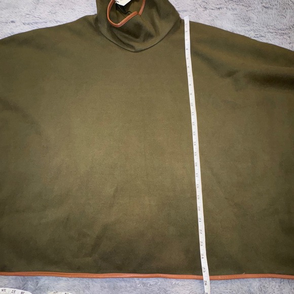 Tuckernuck Leather Trim Funnel Neck Piper Poncho One Size Olive Chic Old Money - Picture 5 of 8